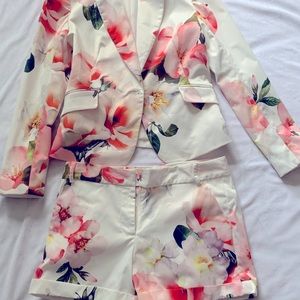 Fashion Nova Floral Set Short Suit Set